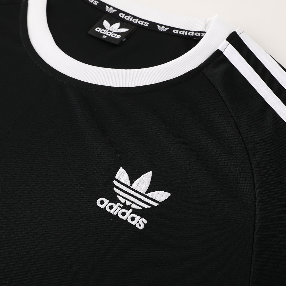 Adidas Black Adicolor Classics 3