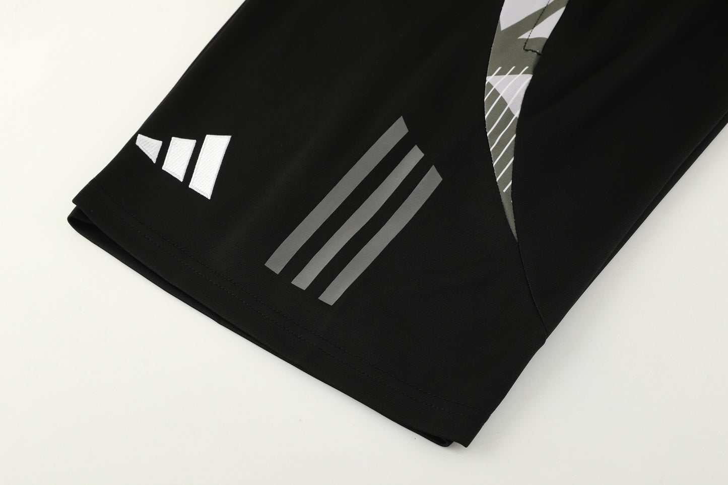 Adidas Men’s Green Training Set