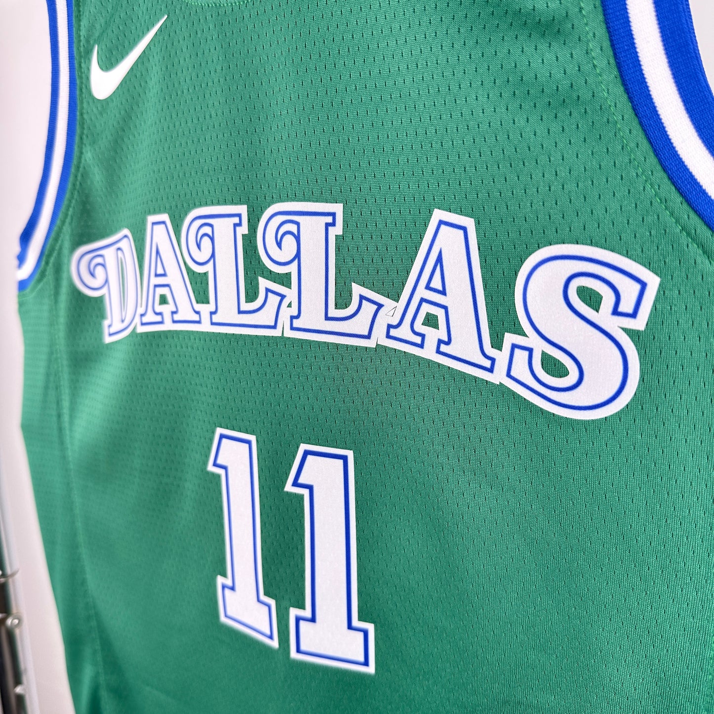 Dallas Mavericks Kyrie Irving Green Swingman Jersey