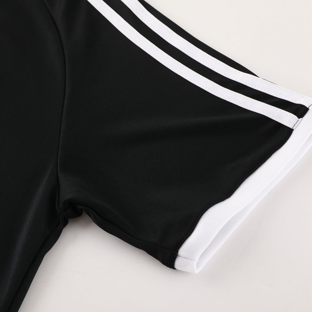 Adidas Black Adicolor Classics 3