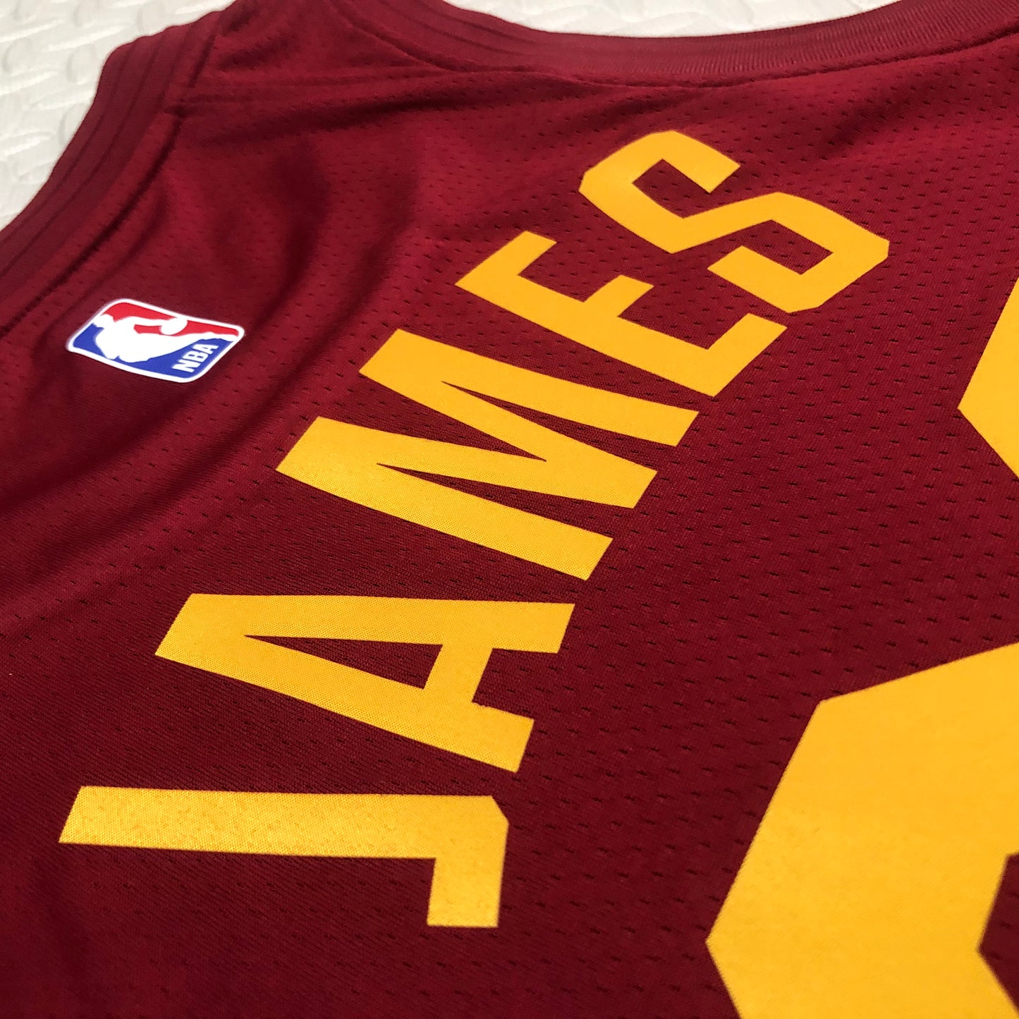 Jersey Cleveland Cavaliers Icon Edition 22/23 Nike #23