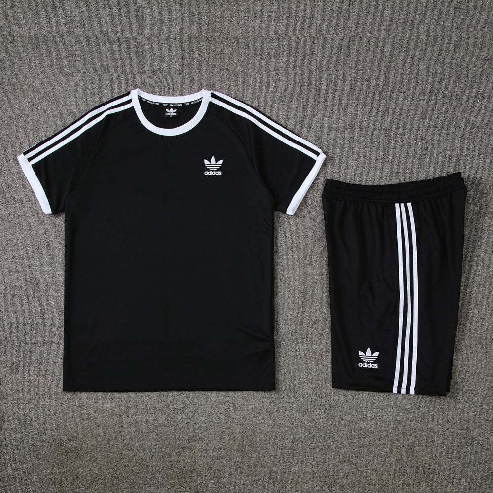 Adidas Black Adicolor Classics 3