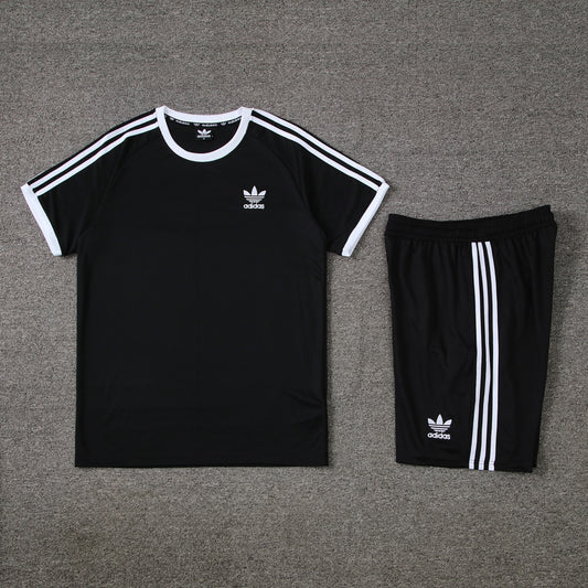 Adidas Black Adicolor Classics 3