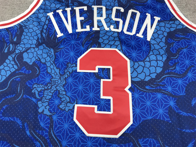 MITCHELL & NESS NBA ASIAN HERITAGE SWINGMAN JERSEY - PHILADELPHIA ALLEN IVERSON