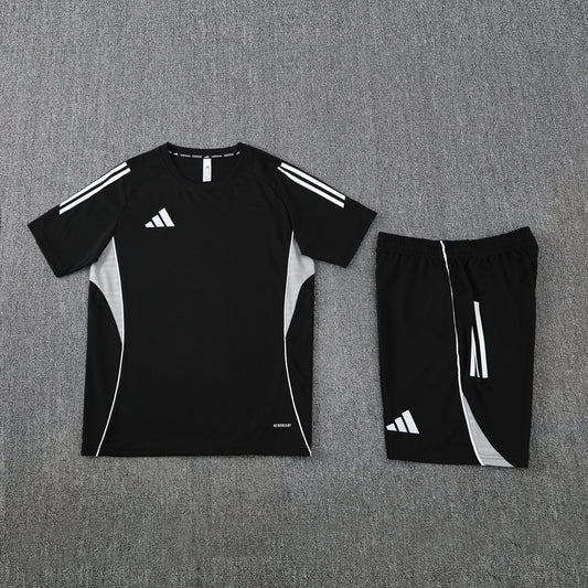 Adidas 25 Training Set black/White