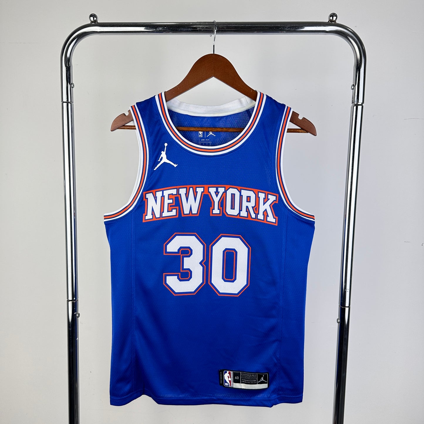 New York knicks jersey statement edition