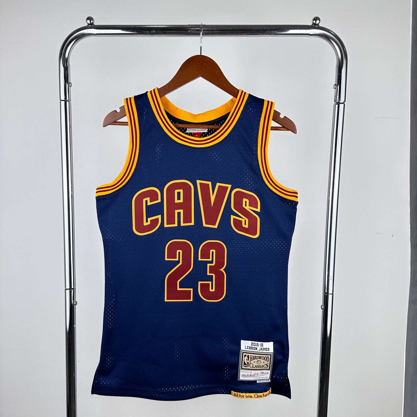 Men’s Mitchell & Ness Lebron James Navy Cleveland Cavaliers 2015/16 Hardwood Classics Swingman Jersey