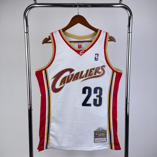 Cleveland Cavaliers Retro 03/04 James