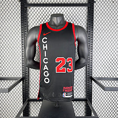 Chicago Bulls Michael Jordan 2023/24 Swingman Jersey - City Edition